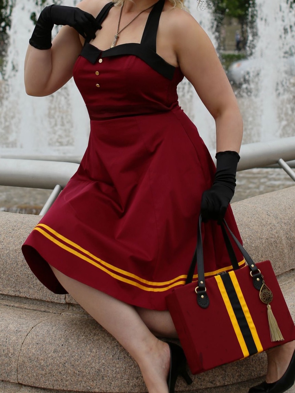 DISNEY PARKS HOLLYWOOD TOWER OF TERROR BELLHOP DRESS SIZE M